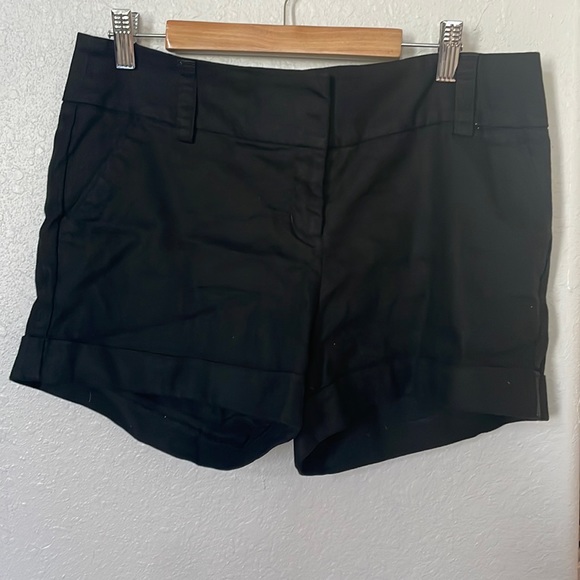 Express Pants - Black Express Shorts